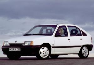 Opel Kadett CS 5-Door 1989 года